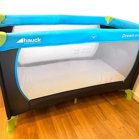 Charmante Altbauwohnung Im Herzen Von Kostenloser Parkplatz