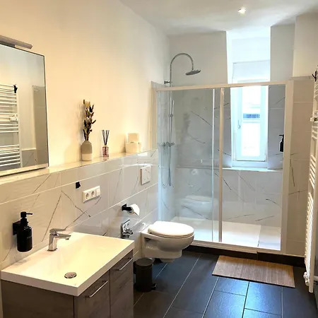 Charmante Altbauwohnung Im Herzen Von Kostenloser Parkplatz * 拉施塔特