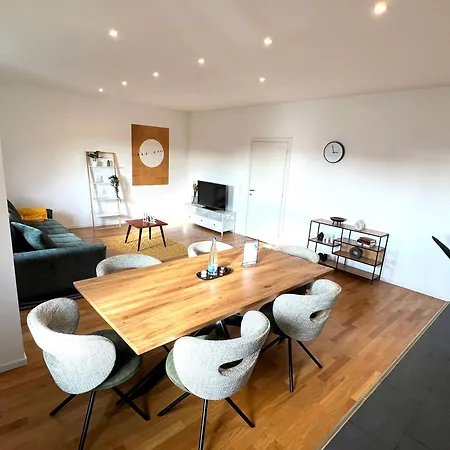 Charmante Altbauwohnung Im Herzen Von Kostenloser Parkplatz 公寓 *