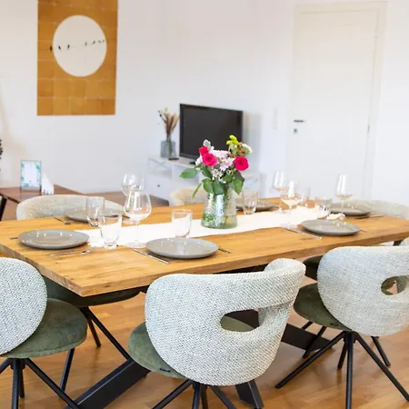 דירה Moderne Altbauwohnung Im Herzen Von Kostenloser Parkplatz ראסטאט